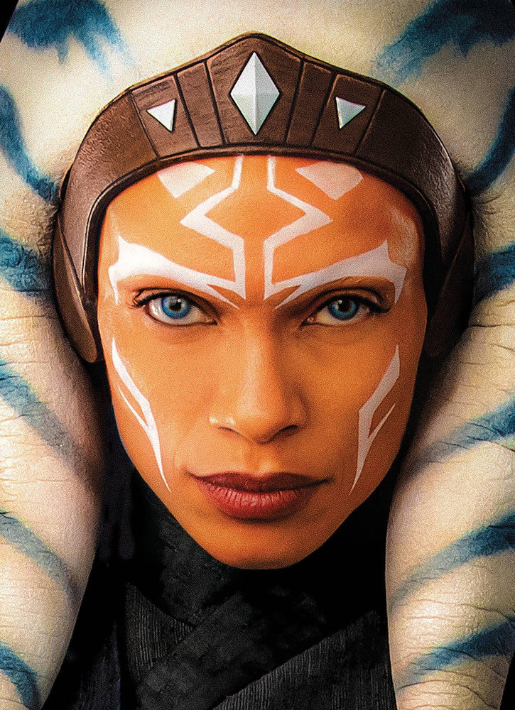 
            
                Load image into Gallery viewer, Star Wars Insider #220 Ashoka Foil Photo Cover
            
        